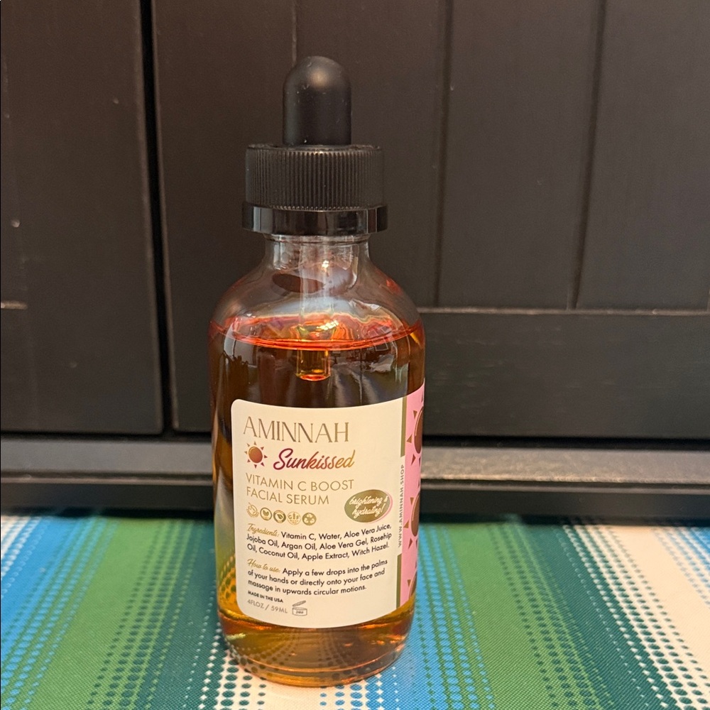 Aminnah Sunkissed Vitamin C Boost Facial Serum - Amber